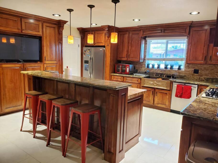 El Paso House | Spacious West El Paso 19 min from Airport, Fort Bliss Military Base