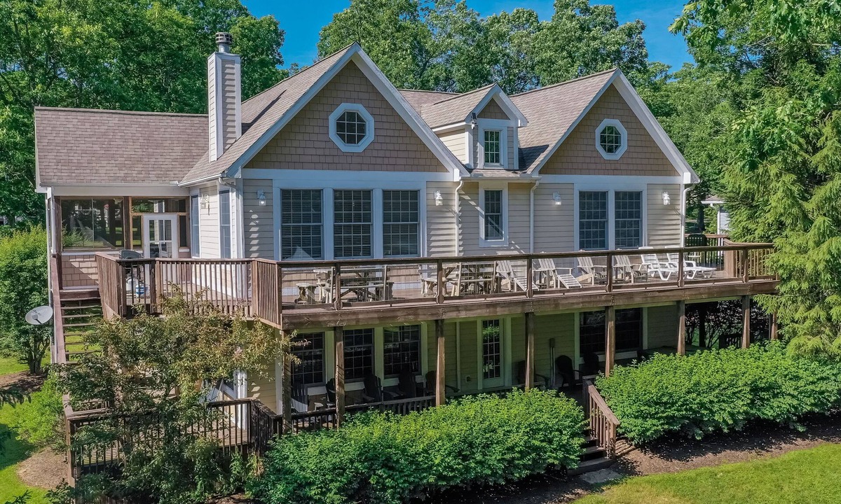Stilwater Serenity Dock | Waterfront Greens