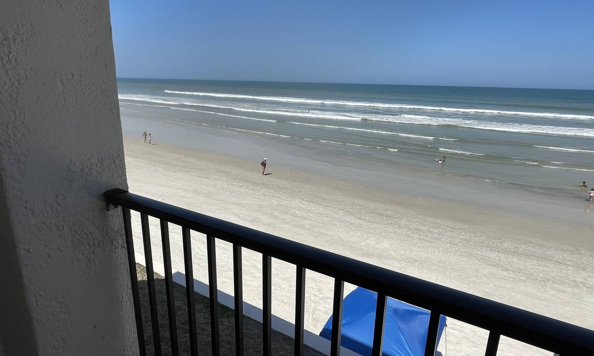 Oceanwalk Smyrna Beach | New Smyrna Beach