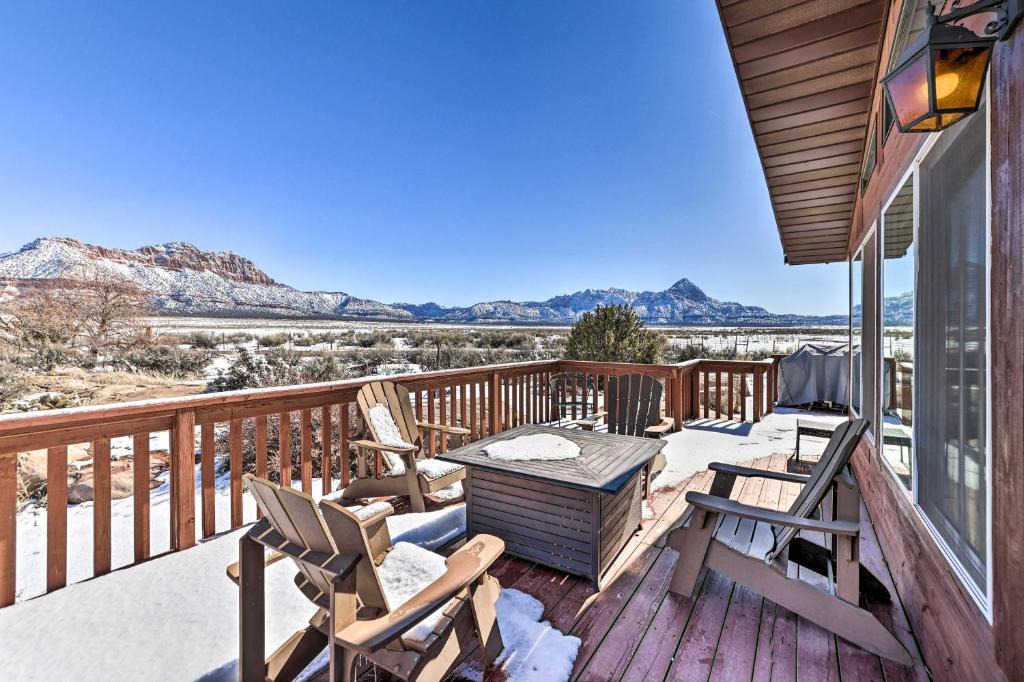 Apple Valley House | Stunning Utah Home 30 Mi to Zion Natl Park