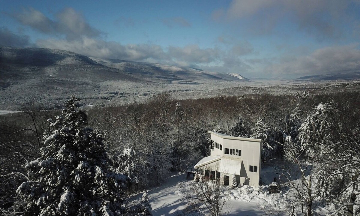 Elka Park House | Stylish Catskills Home w/Fall Foliage Views & Cozy Fireplace