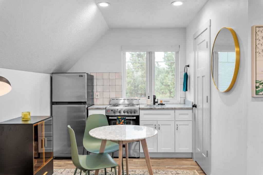 Heber Apartment | Stylish Studio in Heber City