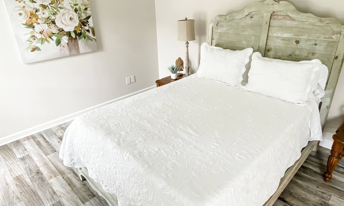 Wetumpka House | Suite Stella, a cozy 2-bed 2-bath home