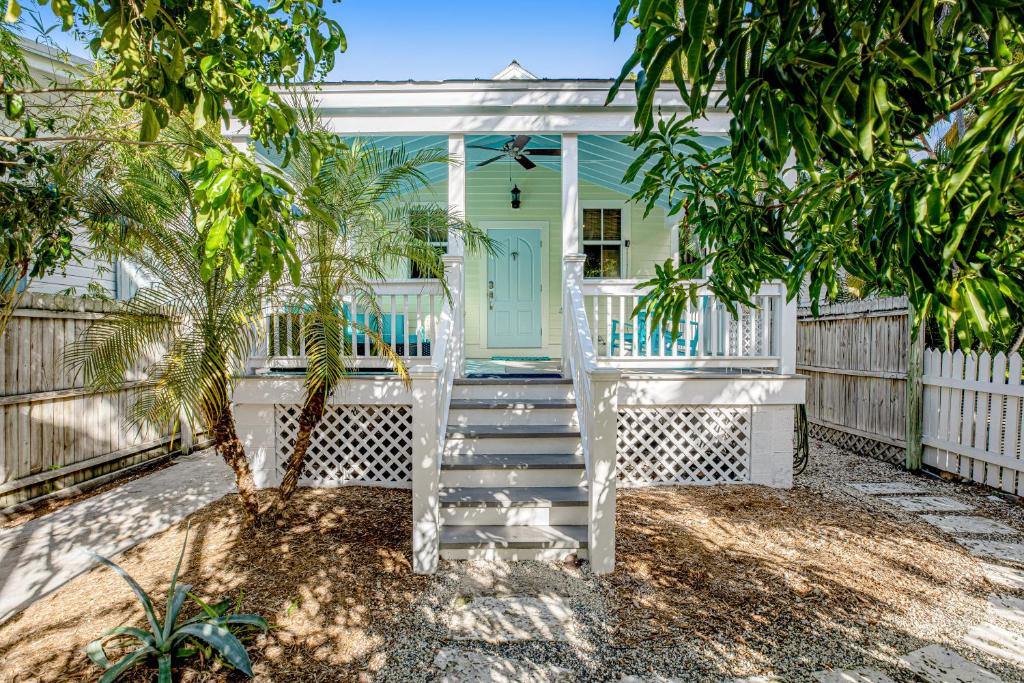 Old Town House | Sunshine Corner