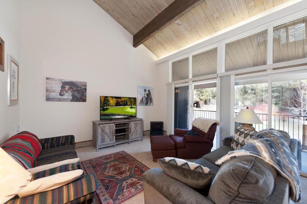 Purgatory House | Tamarron PineCone 804