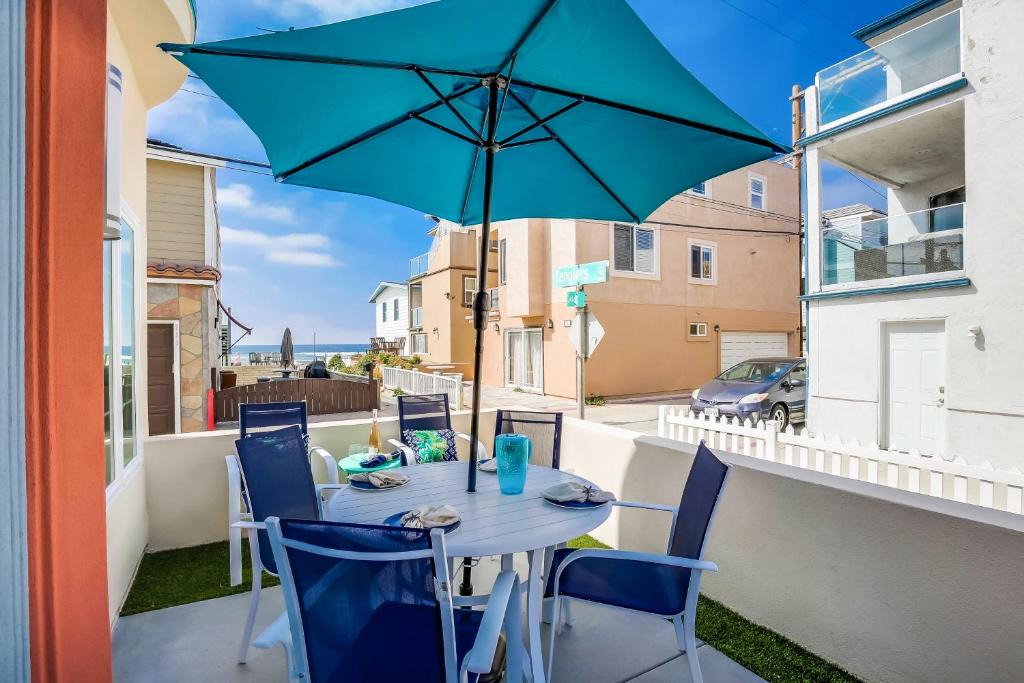 Mission Beach House | Tangiers Manor