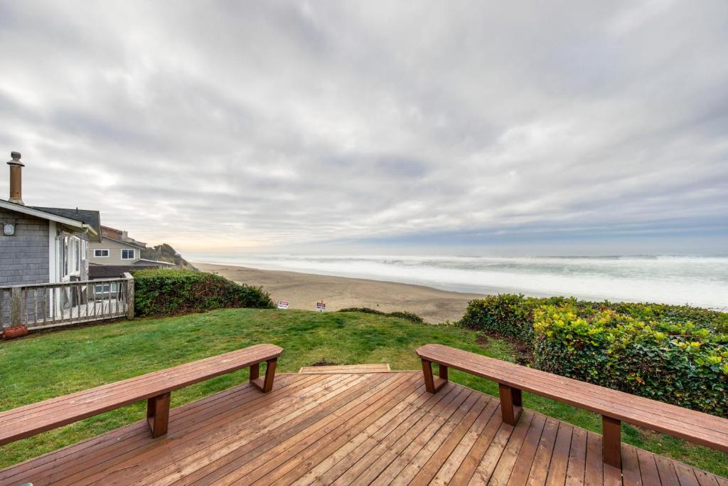 Gleneden Beach House | The Best Little Beach House on the Oregon Coast!