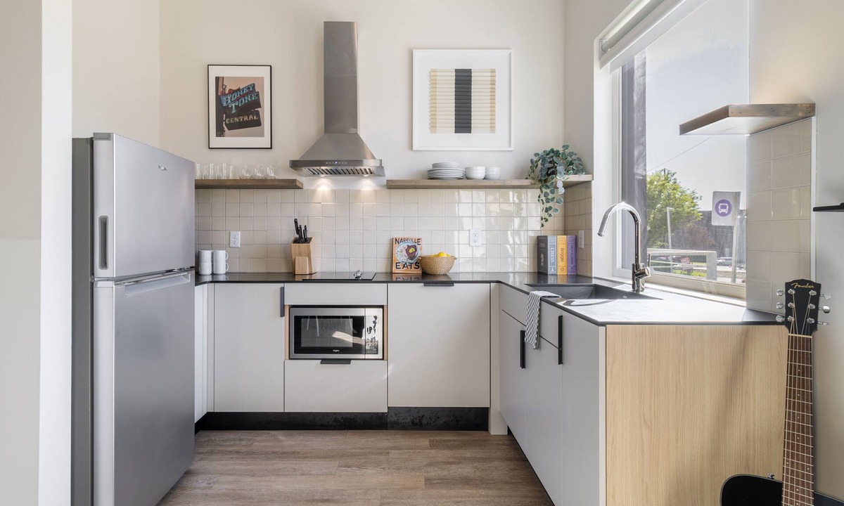 Buena Vista House | The Conway | Ensemble Escape w/Deck