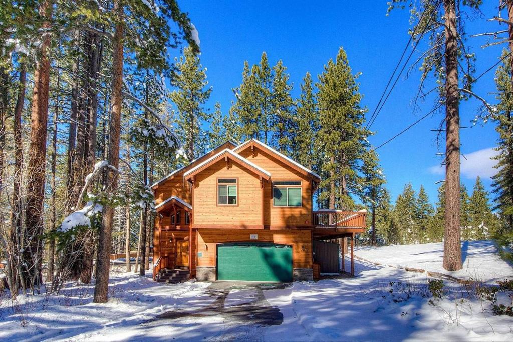 South Lake Tahoe House | The Phoenix by Lake Tahoe Accommodations