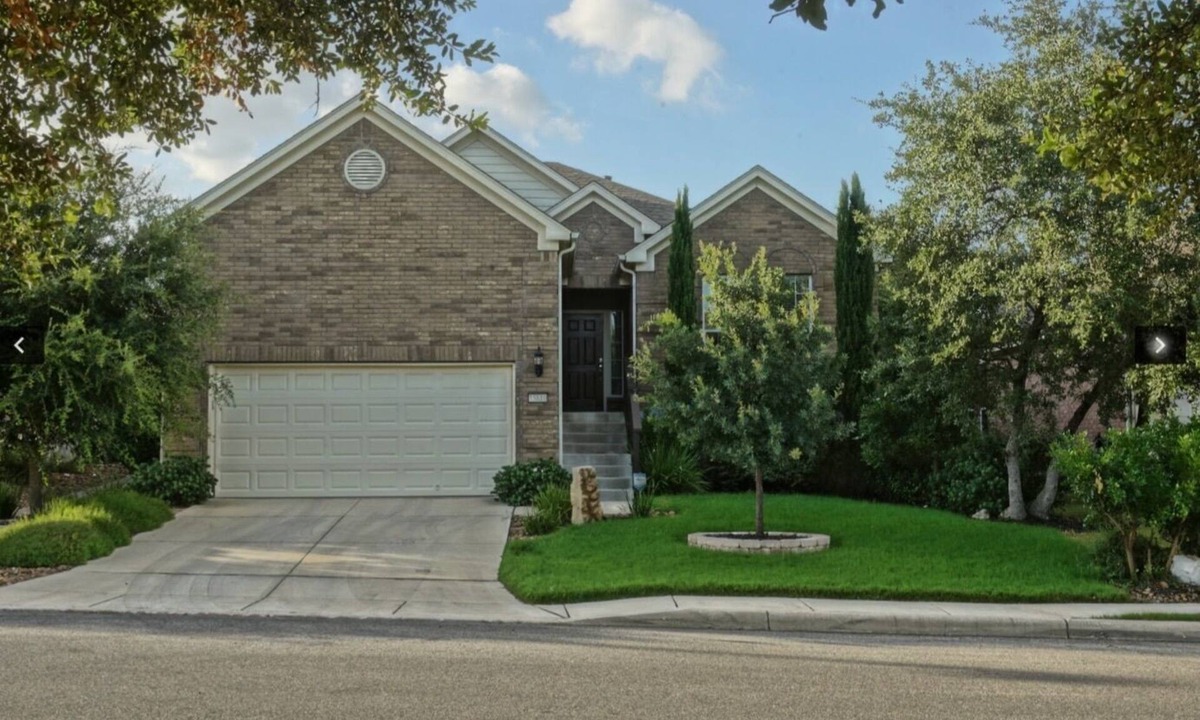 Wetmore House | The Place to Relax in San Antonio, only 10 min away from Six Flags Fiesta Texas!