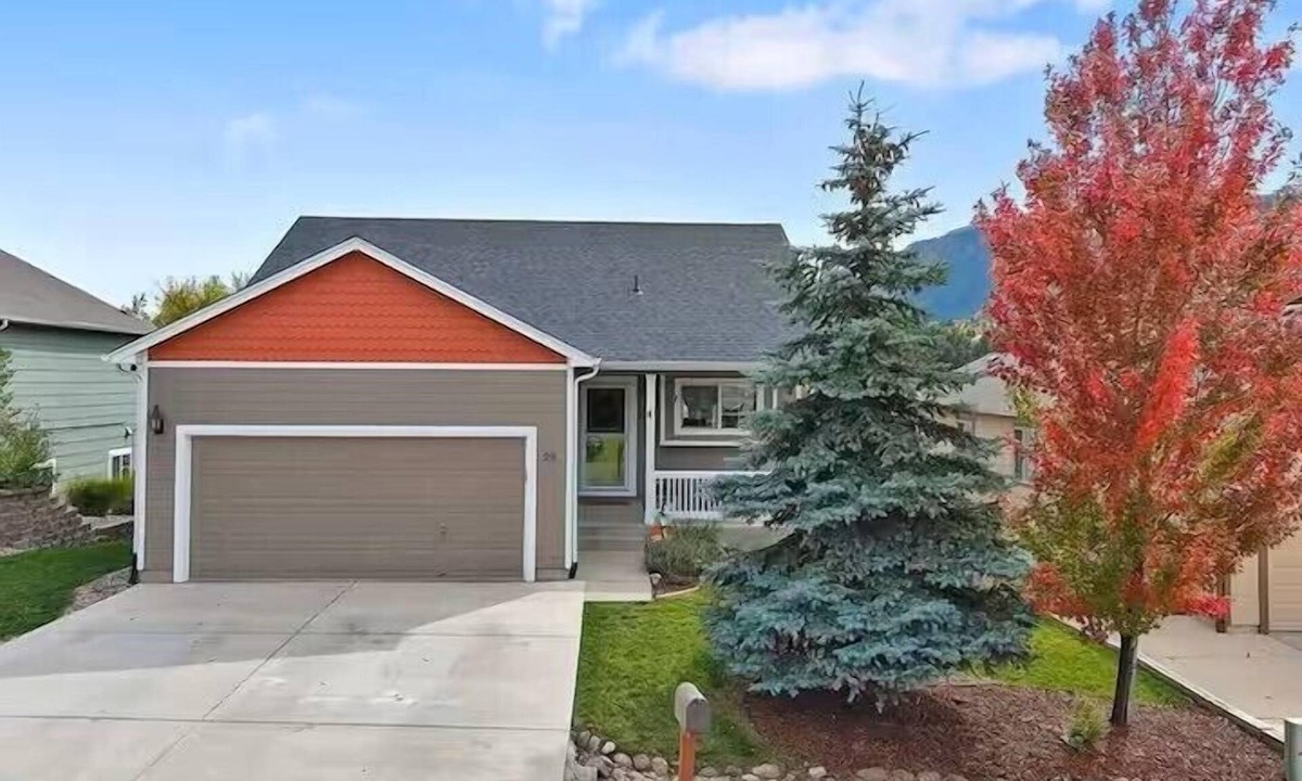 Palmer Lake House | This house is a 5 bedroom(s), 3 bathrooms, located in Palmer Lake, CO.