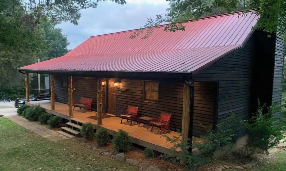 Glasgow Cabin | Tranquil Cabin on Barren River Lake