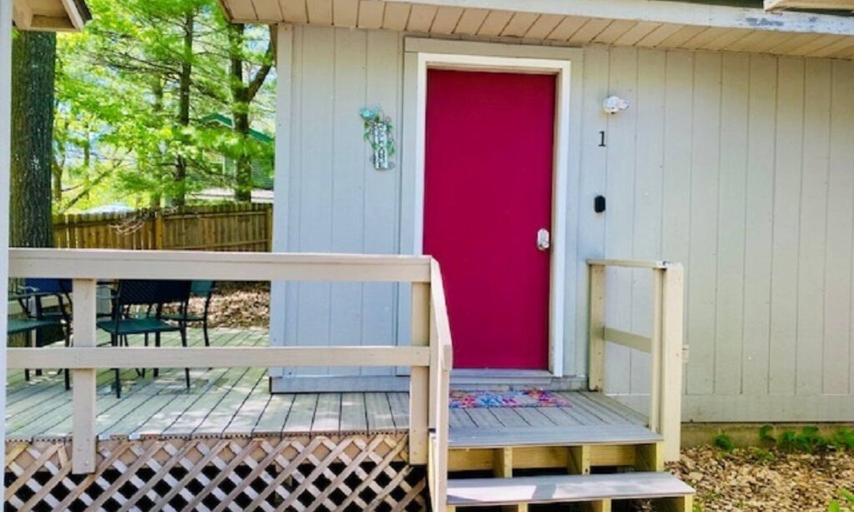 Mayfield Cabin | Traverse City 12 min to downtown, Spider Lake, On-site Rentals, Pet Friendly