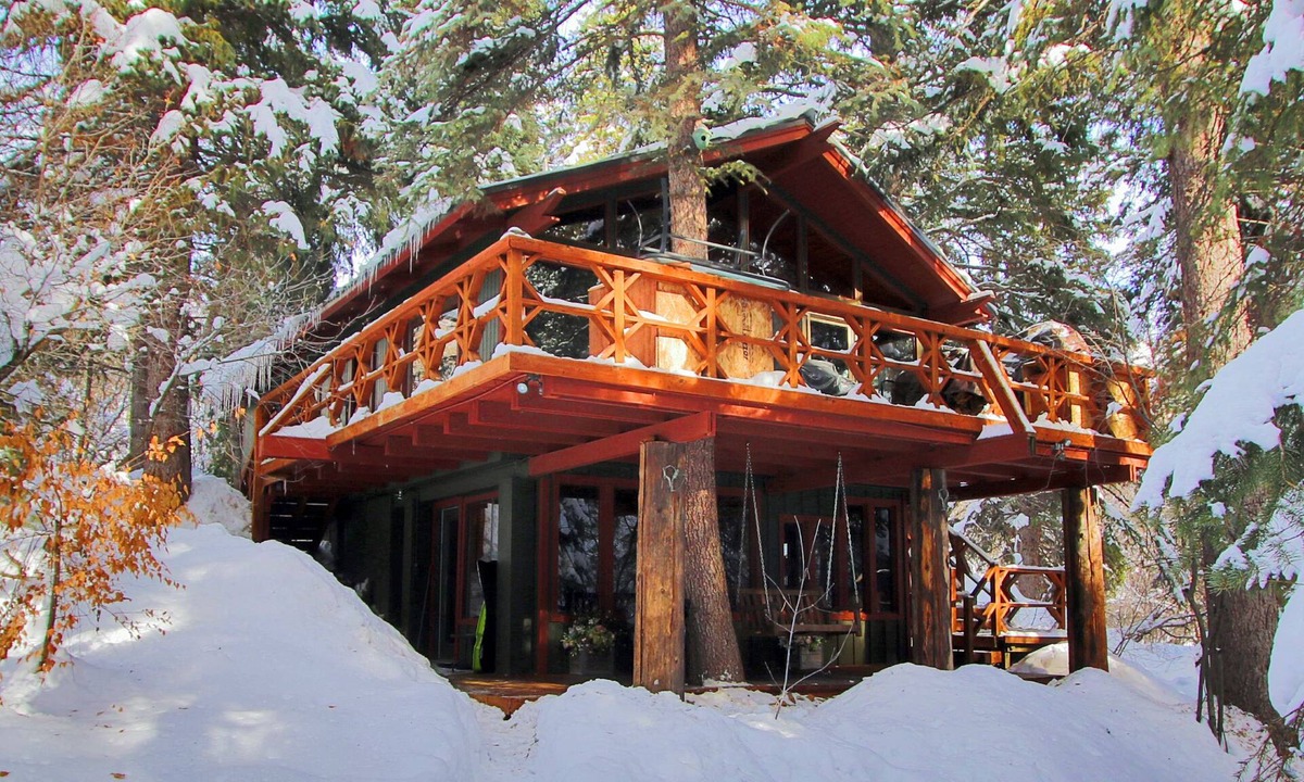 Sundance Cabin | Treehouse by the Stream