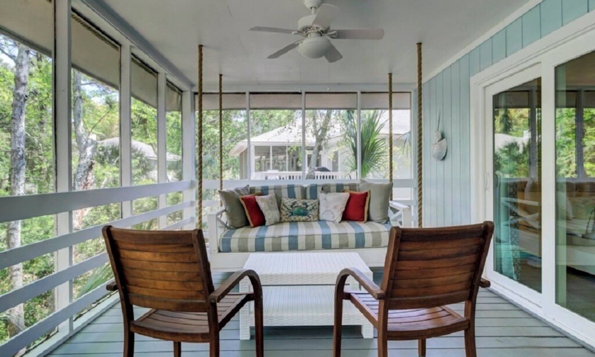 Twin Oaks | Twin Oaks