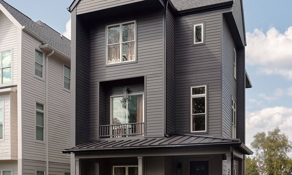 Hadley - Washington House | Ultimate Bach 10min to DT, Insta Walls Every Room