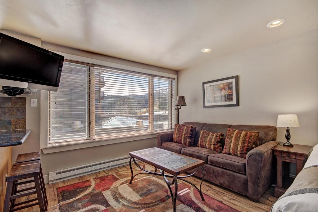 Peak 9 Apartment | Village at Breck V4208
