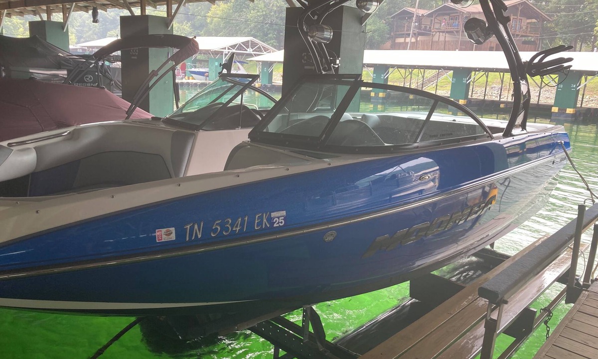 Byrdstown Boat Rental | Wakeboarding boat with me as a driver.