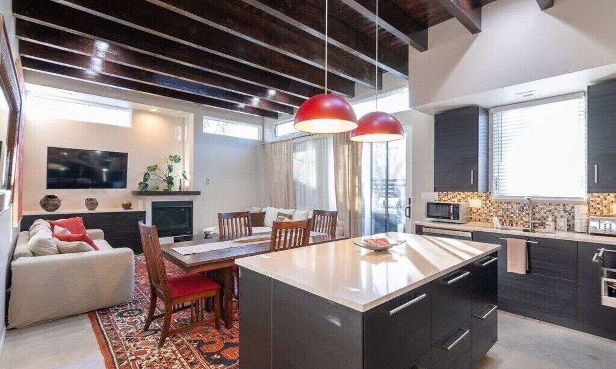 Downtown Santa Fe House | Walkable to the beating heart of the famed Santa Fe Plaza area.
