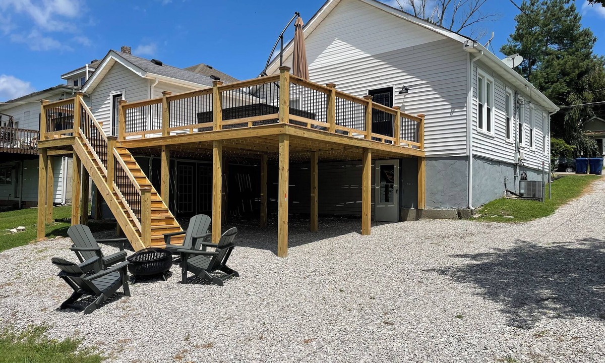 Burnside House | Water View, next to Boat Ramp, Game Room and tons of Recent Renovations!