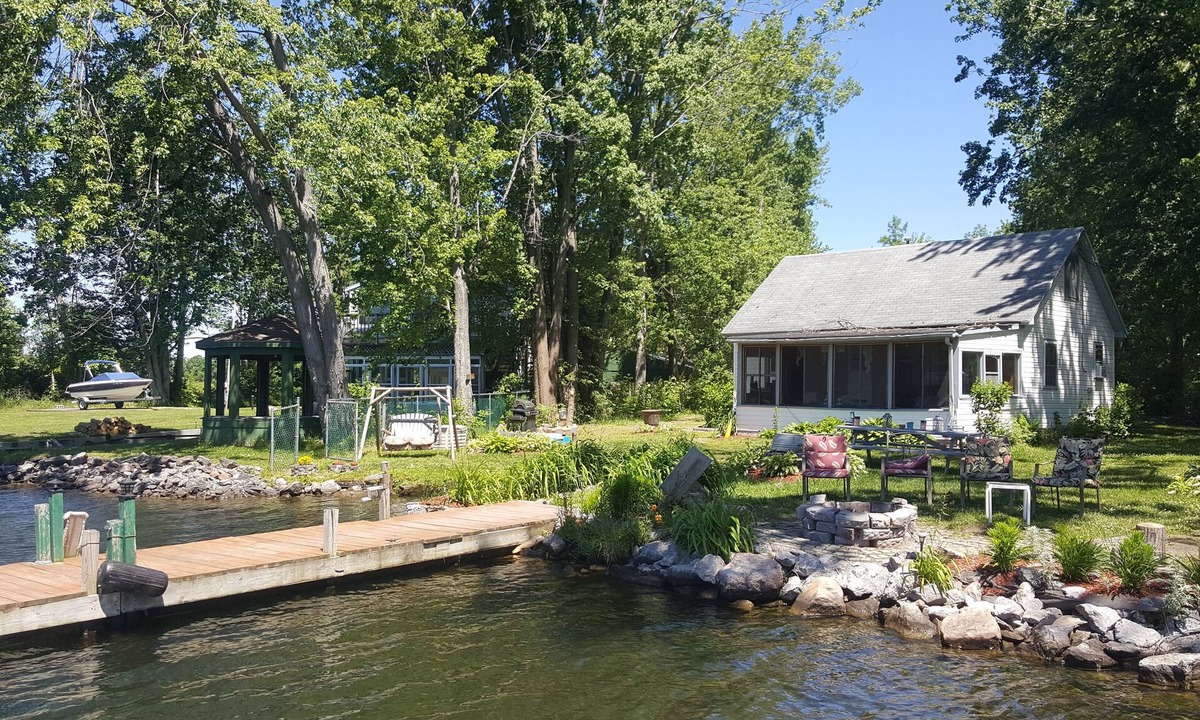 Town of Hastings Cottage | Waterfront cottage, two docks, great fishing, open to Oneida Lake, lg yard