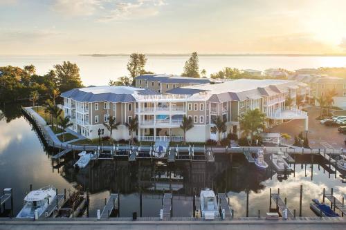 Beach Resort | Holmes Beach