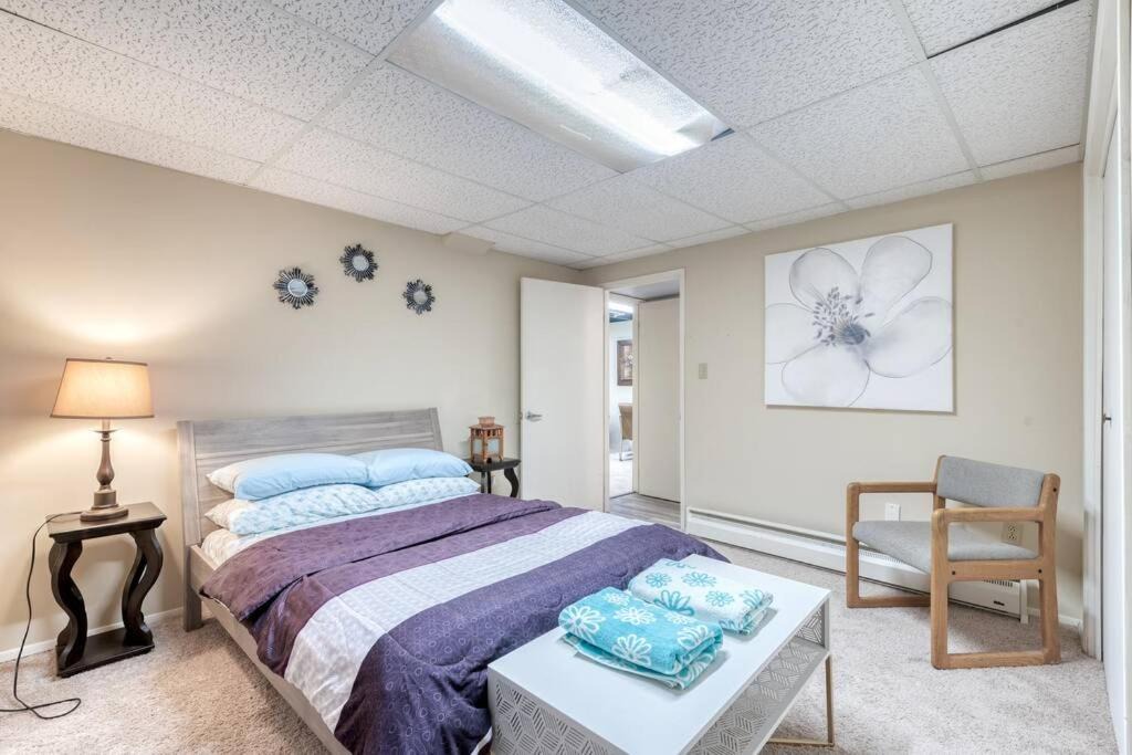 Wilburton House | WFH VILLA: Move-in ready house near downtown