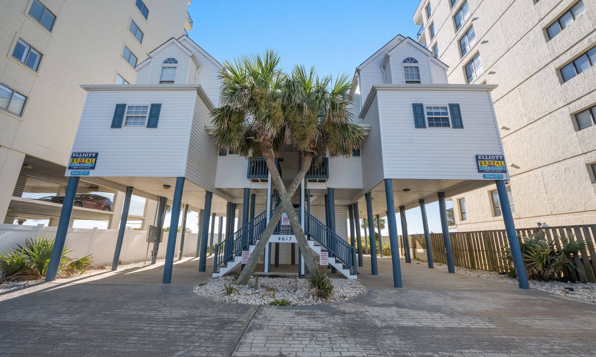 Windy Hill House | Windy C "B": Oceanfront Windy Hill Beach House