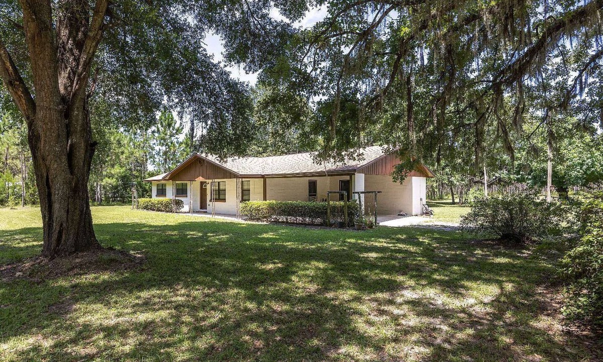 Fort White House | Wonderful Springs Retreat