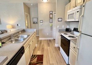 1-101 Legacy Dunes, Just Steps to the Beach Style Pool, Minutes to Disney!