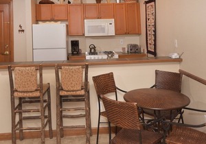 2 Bedroom/2 Bathroom Chapel Square by RedAwning