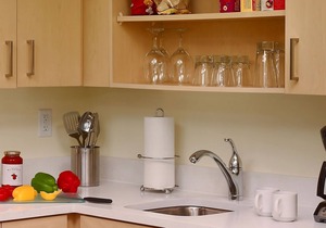 2 Spacious Units! w/ Kitchen, Parking, Pets Allowed, Close to Memphis Zoo!