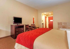 2-Star Hotel ∙ Comfort Inn Harriman