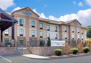 2-Star Hotel ∙ Comfort Inn Harriman