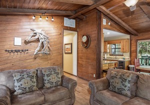 260 m² Cabin ∙ 4 bedrooms ∙ 10 guests