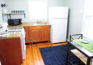 2BD/1BA - The Treehouse - 1930's Hyde Park Home by UT/Downtown