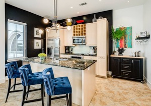 2nd Floor Beachfront Condo - Elevator, Private Balcony, POOL, Lazy River & more