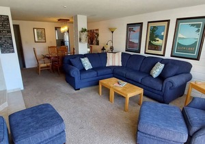 3 king master suites, 4 bed 4 bath, outside heated pool, between Leland and GA
