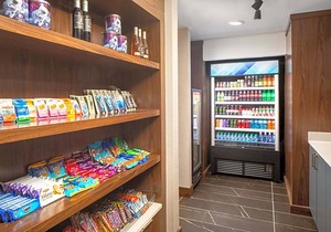 3-Star Hotel ∙ DoubleTree by Hilton Ann Arbor, MI