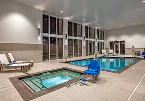 3-Star Hotel ∙ Hilton Garden Inn Dallas At Hurst Conference Center