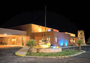 3-Star Hotel ∙ Hotel Don Fernando De Taos, Tapestry Collection By Hilton