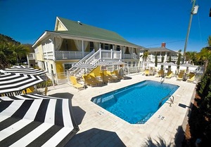 4-Star Hotel ∙ The Georgianne Inn & Suites