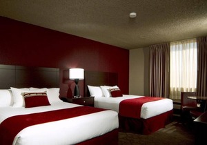 4 x Sedona Queen Non Smoking Rooms at Edgewater Casino Resort