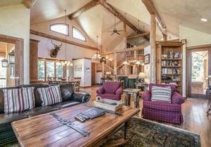 402 m² Luxury rental ∙ 5 bedrooms ∙ 14 guests