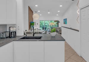 812 Mariner`s Club Key Largo | 4 Bed, 3.5 Bath