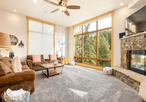 8201 Mill Creek - Private Hot Tub! condo