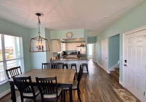 Adorable w/Views! Tennis/Pickleball/Pools