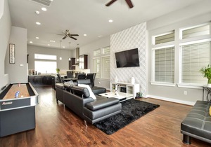🌟Amazing Rooftop🌟Downtown Skyline Views🌃Sleeps 15🛏️