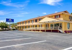 Americas Best Value Inn - Clayton