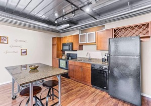 Apartment near Kerrytown Concert House